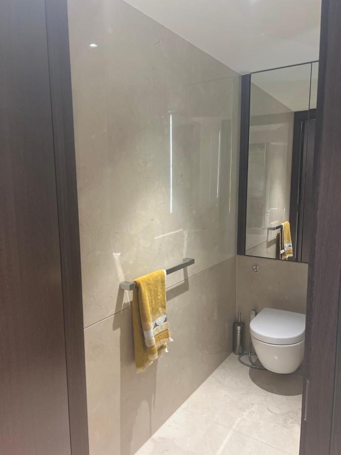 Chelsea Creek Apartment *
